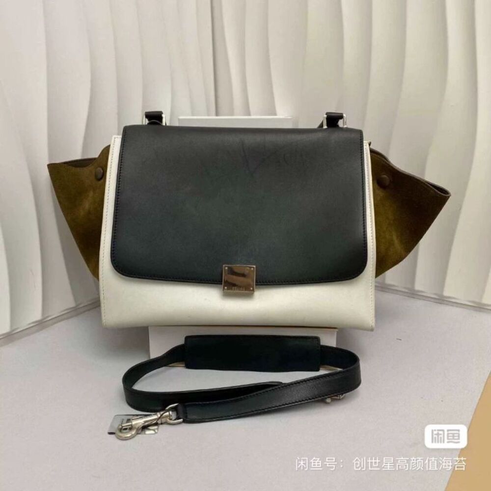 Celine Women Pre-Loved Bag Very Good Condition